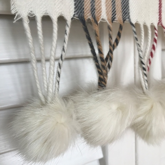White Plaid Scarf- Real Fur Pom Poms! EUC 3/$19 - Picture 6 of 12